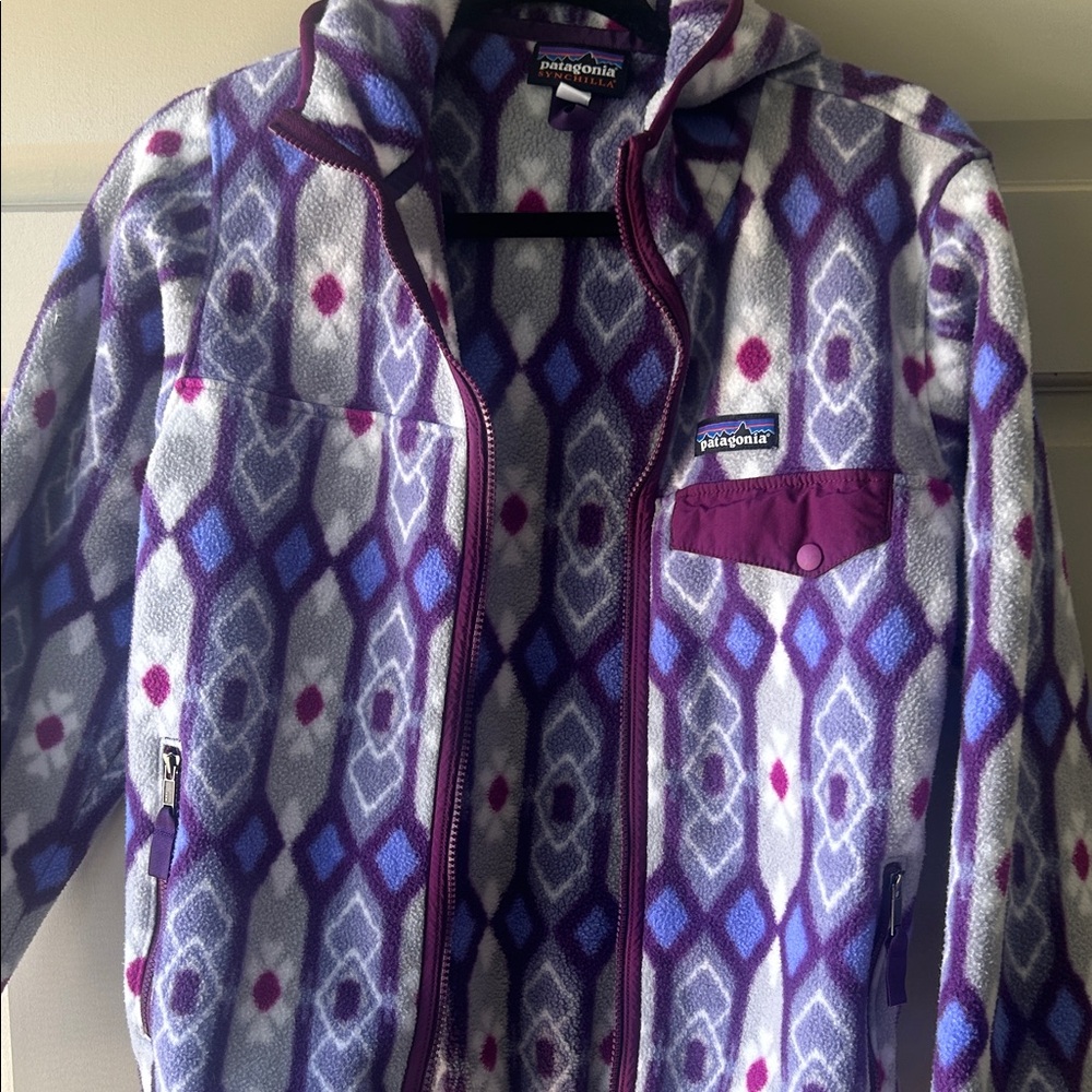 Patagonia Girls' Purple & White Patterned Fleece Jacket